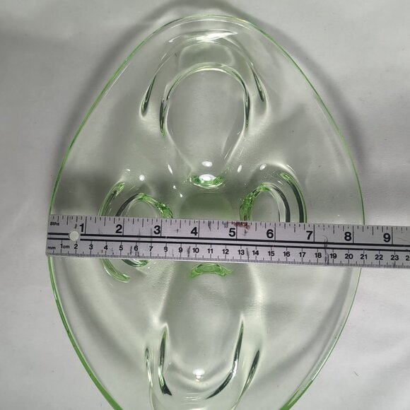 Czech Skrdlovice Uranium Glass Fruit Bowl UV Glow Vaseline Platter 60s Vintage - Picture 15 of 16